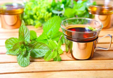 به جای چای دمنوش گیاهی بنوشید!
