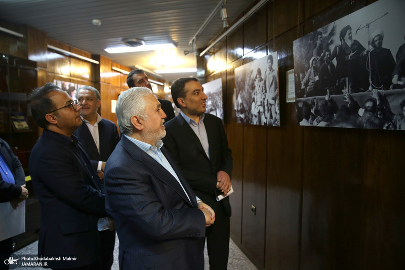 بازدید علی دارابی، معاون میراث فرهنگی از بیت امام خمینی (س) از جماران