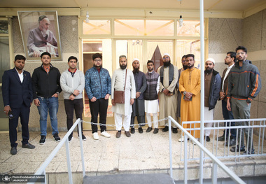 بازدید جمعی از فرهیختگان کشور هند از جماران‎