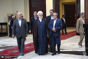 حاشیه تجدید میثاق رئیس قوه قضاییه و مسئولان عالی قضایی با آرمان‌های حضرت امام (س)