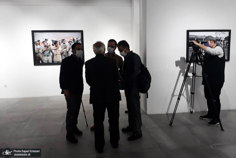 رونمایی از کتاب عکس«فرزندان روح الله» و افتتاح نمایشگاه «فرمانده من»