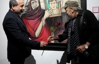 عراقچی به نمایشگاه نقاشی «مدرسه میناب» رفت  (5)