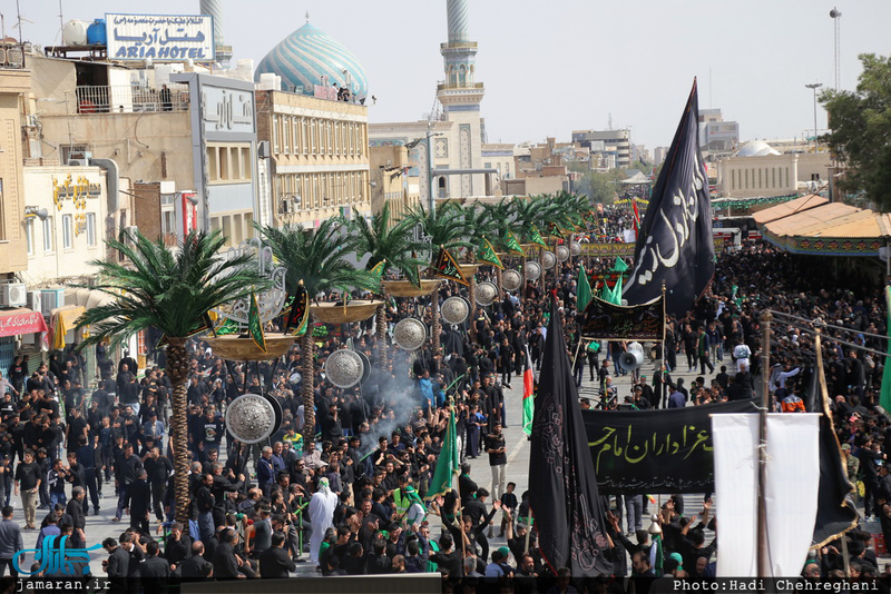 عزاداری ظهر عاشورا در حرم مطهر حضرت فاطمه معصومه(س)