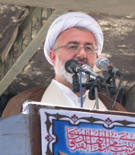 امام جمعه شاهرود: عزت اقتصادی در گرو خرید کالای داخلی است