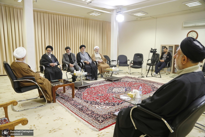 دیدار اعضای موسسه ریحانة النبی با آیت الله العظمی جوادی آملی