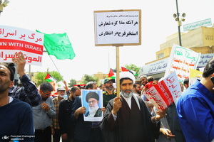 راهپیمایی نمازگزاران قمی در محکومیت جنایات رژیم صهیونیستی