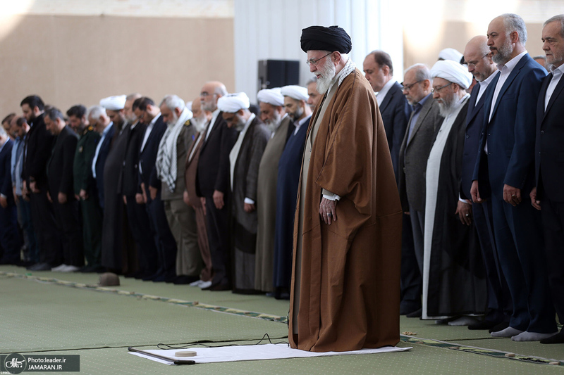 اقامه نماز عید سعید فطر به امامت رهبر معظم انقلاب