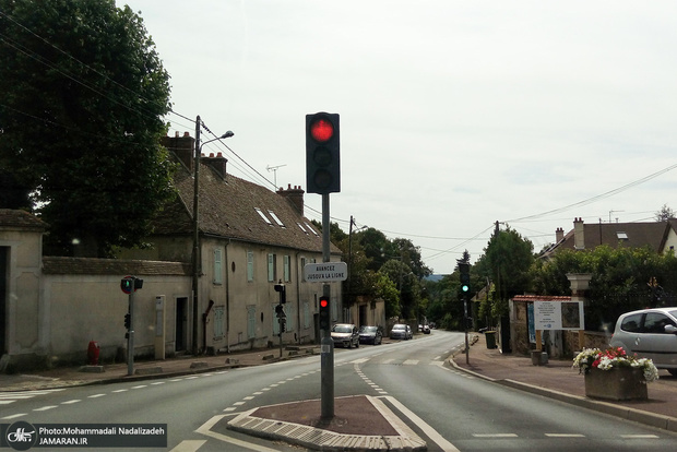 چرا امام بر تعمیر خانه‌های نوفل لوشاتو تاکید داشتند؟/صادق طباطبایی روایت کرده است 