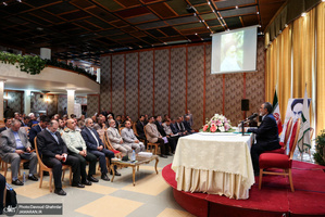 نشست مسئولان و دست اندرکاران مراسم سی امین سالگرد بزرگداشت امام خمینی(س)