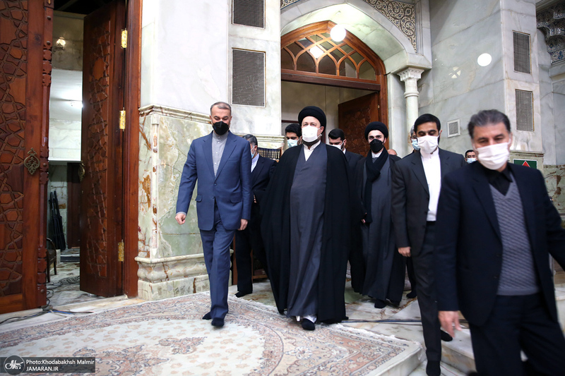 تجدید میثاق وزیر و معاونین وزارت امور خارجه با آرمان های امام خمینی (س)