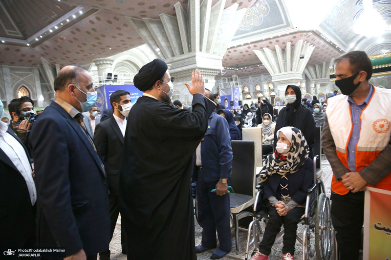 دیدار رئیس سازمان بهزیستی و جمعی از توان یابان این سازمان با سید حسن خمینی