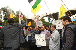 تجمع اعتراضی دانشجویان در دانشگاه تهران به جنایات رژیم صهیونیستی