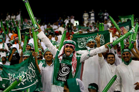 تنش سیاسی قطر و عربستان به فوتبال هم کشید/  بازی در زمین بی‌طرف!
