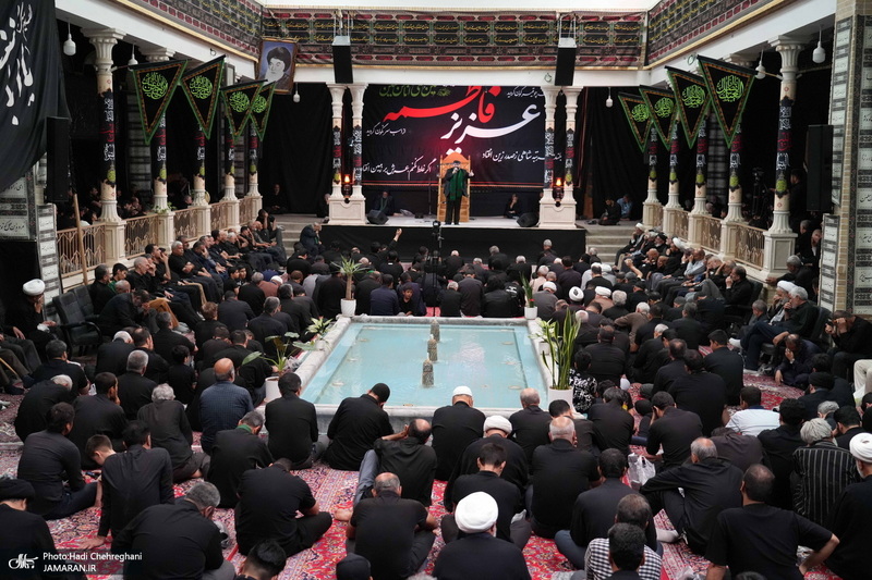 مراسم عزاداری روز تاسوعای حسینی در بیوت مراجع و علماء‎