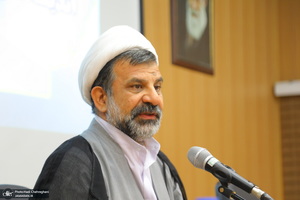 نشست تبیین مکتب امام خمینی با عنوان «جایگاه زن در مکتب فقهی امام(س)»