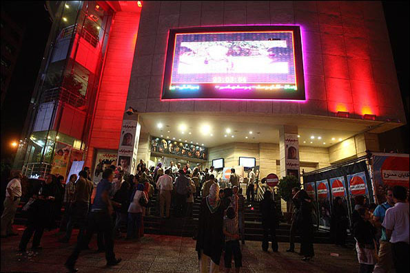 فیلم های خارجی در کرمان نمایش داده می شود