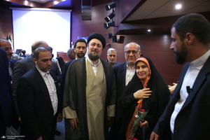 جشن میلاد امام رضا (ع) در حرم امام خمینی (س)