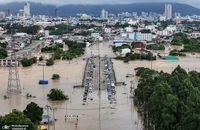 سیل در تایلند ده‌ها کشته بر جای گذاشت (7)