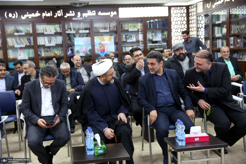 مراسم تقدیر از دست اندرکاران سومین هفته فرهنگی بر آستان آفتاب