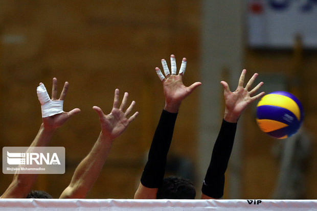 شهروند اراک برابر سایپای تهران متوقف شد