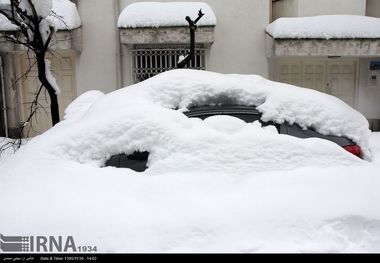 ارتفاع برف در مناطق مرتفع اشنویه به بیش از ۸۰ سانتی‌متر رسید