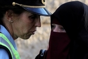 میلیونر الجزایری جریمه زنان مسلمان در دانمارک را می پردازد