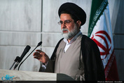 موسویان، عضو هیأت علمی دانشگاه مفید قم: پزشکیان برخوردهای جهادی و فداکارانه‌ای داشت/ طلبه‌های جوان یا مداح‌ها موضع‌گیری‌هایی دارند که تصمیمات را مخدوش می‌کند/ تصمیم‌گیری نهایی را به شورای‌عالی امنیت ملی بسپاریم