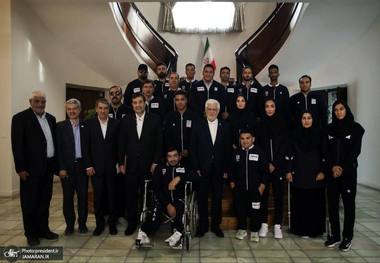 عارف در دیدار مدال‌آوران پارادوومیدانی قهرمانی جهان: ورزشکار ایرانی در صحنه مسابقات جهانی با رفتار جوانمردانه، توطئه ایران‌هراسی را خنثی می‌کند/ ورزشکارانِ در معرض معلولیت موفق شدند شعار «ما می‌توانیم» را محقق کنند/ المپیک ۲۰۲۸ فرصت حیثیتی برای ایران است