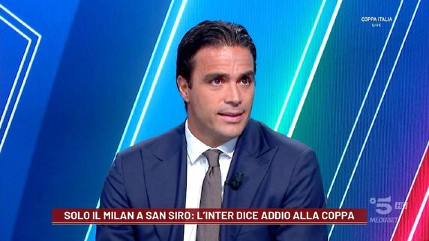 طارمی دست وپا چلفتی است!