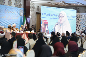 نشست «گفتمان توحیدی اخلاقی‌ امام‌ خمینی(س) در دنیای معاصر؛ دستاوردها و آینده فرارو» (2)