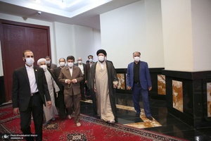 دیدار رئیس و کارکنان سازمان ملی استاندارد با سید حسن خمینی