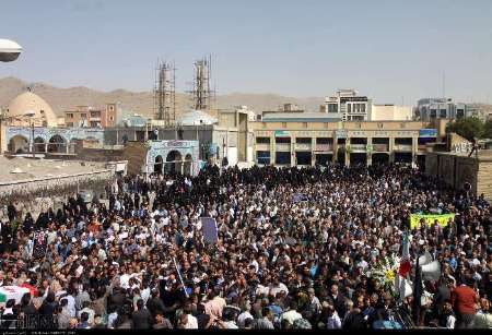 راهپیمایی جشن پیروزی انقلاب در چهارمحال و بختیاری آغاز شد