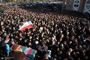 تشییع پیکر شهدای مدافع حرم در شهرک شهید محلاتی