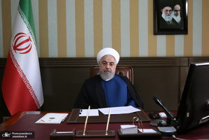 ویدئو کنفرانس رییس جمهور با فرماندهی پلیس راهور کشور ، مراکز درمانی و کارخانه تولید لوازم بهداشتی در چهار استان کشور