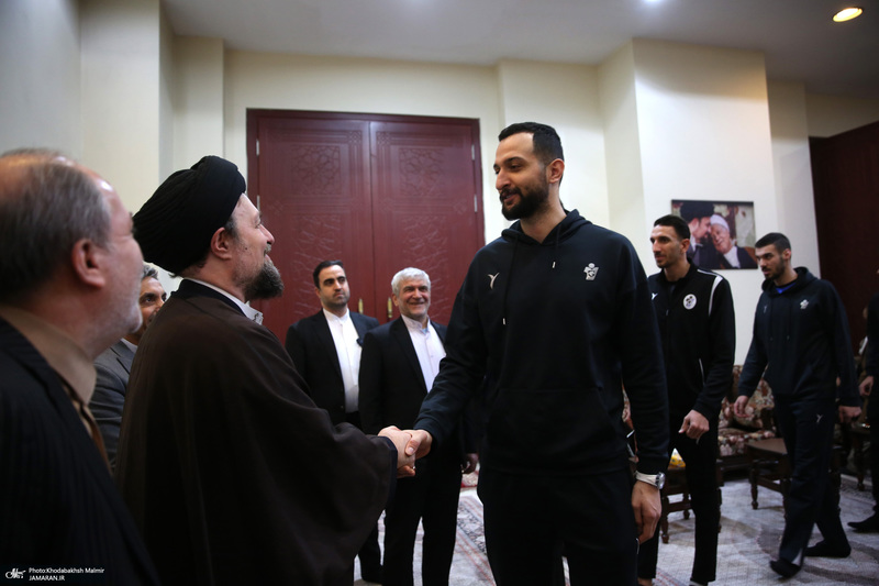 دیدار مدیرعامل و بازیکنان باشگاه فرهنگی ورزشی پیکان با سید حسن خمینی