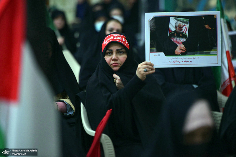 اجتماع بزرگ کارگران به مناسبت سالگرد شهادت حاج قاسم سلیمانی در حرم امام خمینی (س)