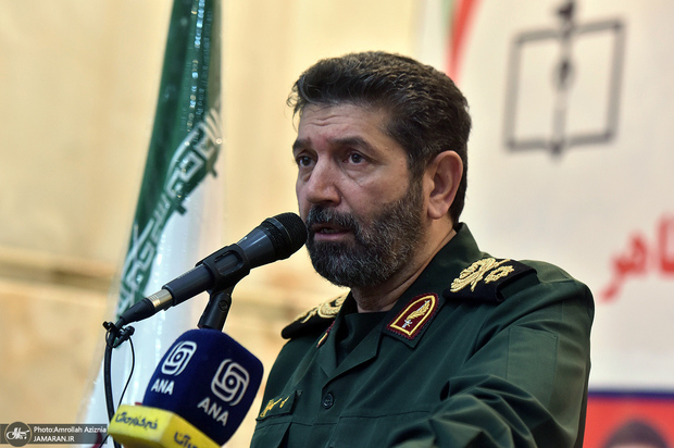 فرمانده سپاه تهران: برگزاری رزمایش 313 هزار نفری جان‌فدایان؛ رژه پرچم‌داران در تهران +جزئیات