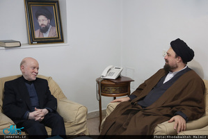 دیدار جمعی از اعضای شورای مرکزی حزب مؤتلفه با سید حسن خمینی 