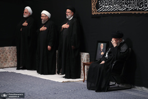 آخرین شب مراسم عزاداری حضرت اباعبدالله الحسین (ع) در حسینیه امام خمینی