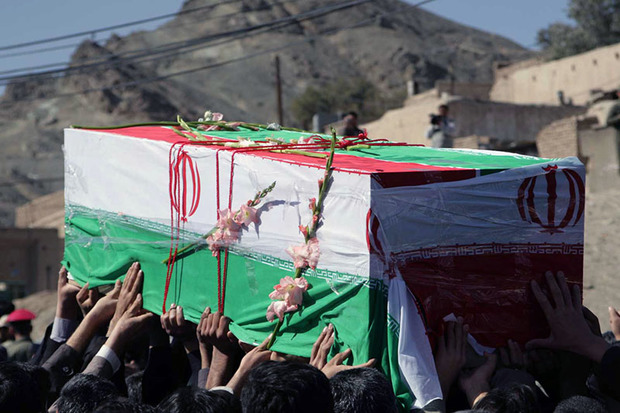 پیکر مطهر شهید مدافع وطن در زاهدان تشییع و خاکسپاری شد