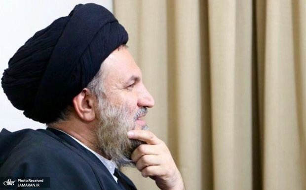 آیت الله ملک حسینی، عضو مجلس خبرگان رهبری: «عدالت‌ورزی» و «تلاش برای احیای حقوق مردم» راه شکل گیری انسجام است/ باید اجازه داده شود مردم به شکل صریح نیازها و گله‌هایشان را بیان کنند/ عامل ضعف ما، ترک اولویت‌هاست