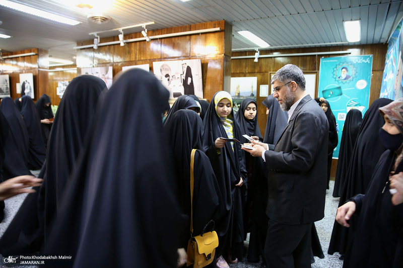 تجدید میثاق اصناف، نهادها، سازمان ها و اقشار مختلف مردم با آرمان های امام خمینی(س)- 1