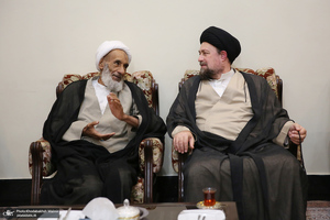 حاشیه های تجدید میثاق اعضای مجلس خبرگان رهبری با آرمان های امام خمینی (س)