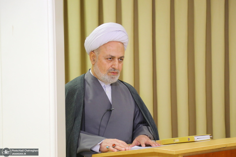 عمامه گذاری طلاب توسط مراجع اعظام تقلید در روز میلاد امام علی (ع)‎