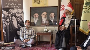 نهمین نشست بازخوانی خاطرات امام خمینی(س) و انقلاب اسلامی  / حجت الاسلام ملکا