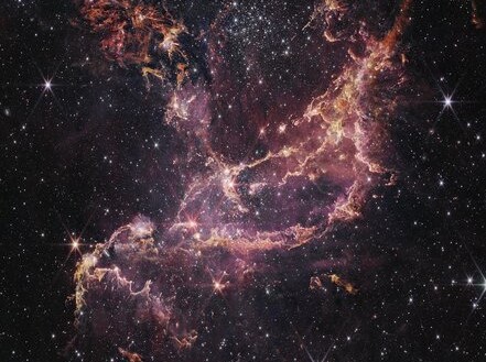 کشف جدید «تلسکوپ فضایی جیمز وب» در مورد یک منطقه ستاره‌زا
