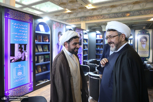 بازدید رئیس موسسه تنظیم و نشر آثار امام خمینی از نمایشگاه بین المللی قرآن کریم