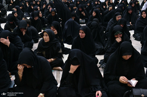 چهارمین شب عزاداری حضرت اباعبدالله الحسین (ع) در حرم امام خمینی