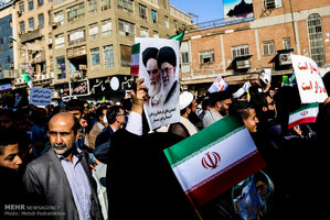 تجمع و راهپیمایی مردمی در اعتراض به آشوب های اخیر