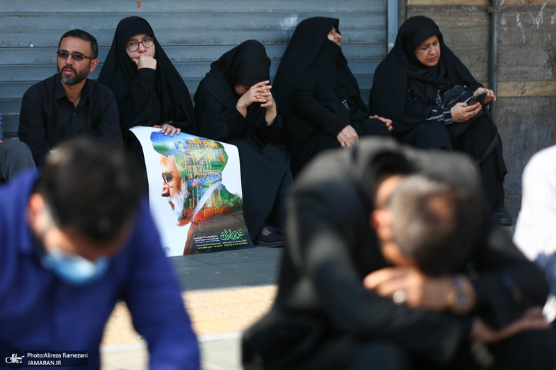 مراسم تشییع آیت الله رییسی و همراهانش-2